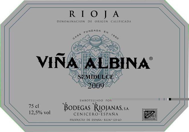 Viña Albina Semi-Sweet White Wine